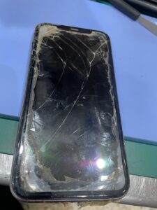 iPhone11画面修理