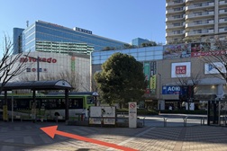 赤羽店 アクセス 2：西口を出たらイトーヨーカドーの方へお進みください。