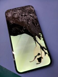 iPhone14　画面修理
