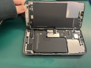 iPhone修理なら【モバイル修理 救急便】へ