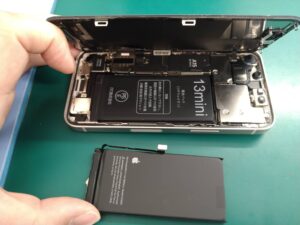 iPhone修理なら【モバイル修理 救急便】へ