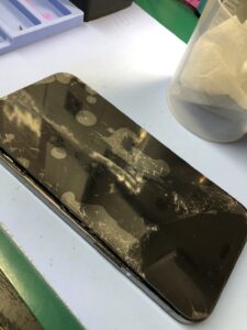 iPhone14ProMax画面修理