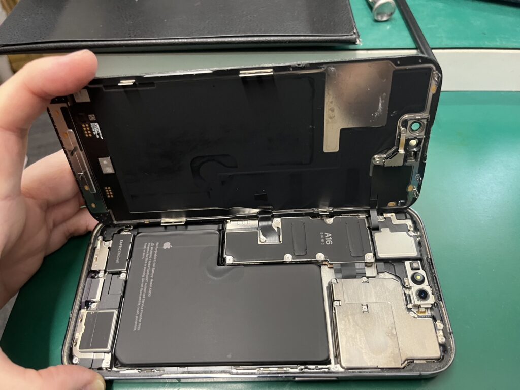 iPhone修理なら【モバイル修理 救急便】へ