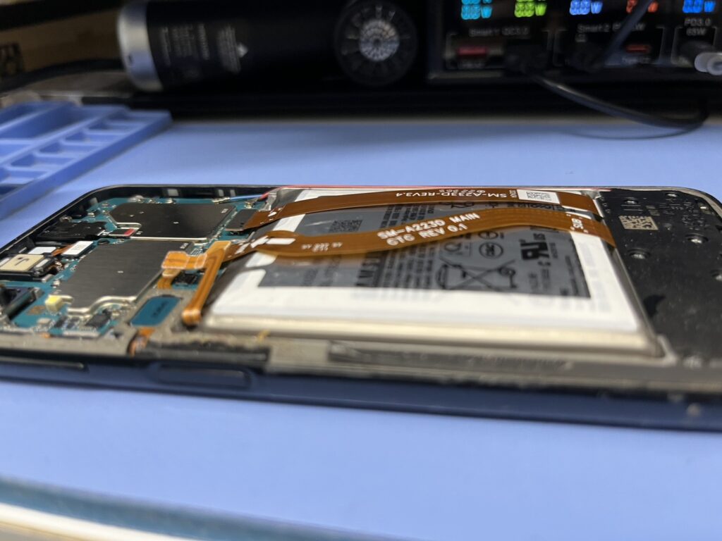 iPhone修理なら【モバイル修理 救急便】へ
