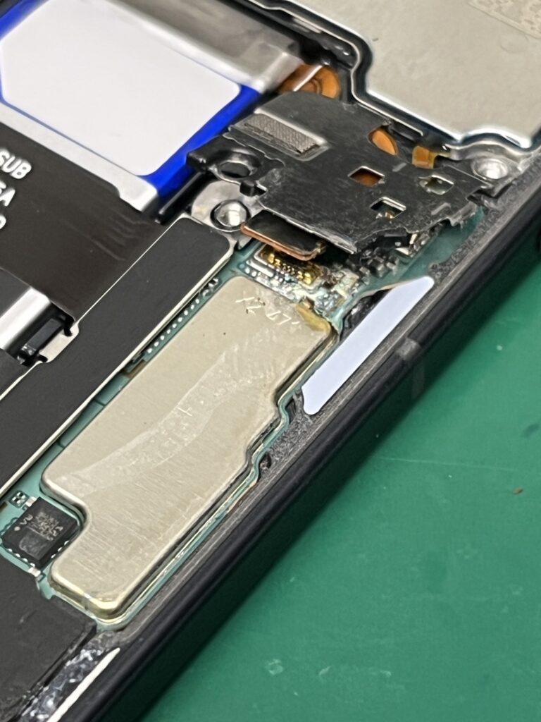 iPhone修理なら【モバイル修理 救急便】へ