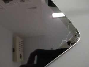 iPhone修理なら【モバイル修理 救急便】へ