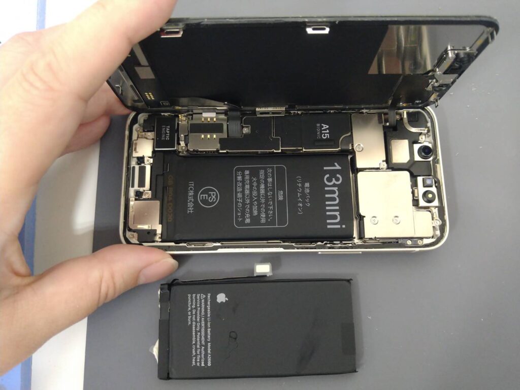 iPhone修理なら【モバイル修理 救急便】へ