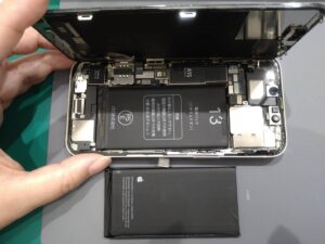 iPhone修理なら【モバイル修理 救急便】へ